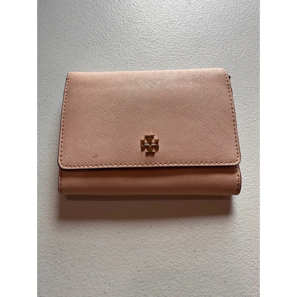 Tory Burch Robinson Trifold Wallet Blush Pink Saffiano Leather Gold Logo Womens